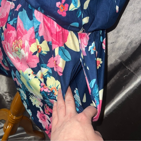 Romper - Picture 3 of 4